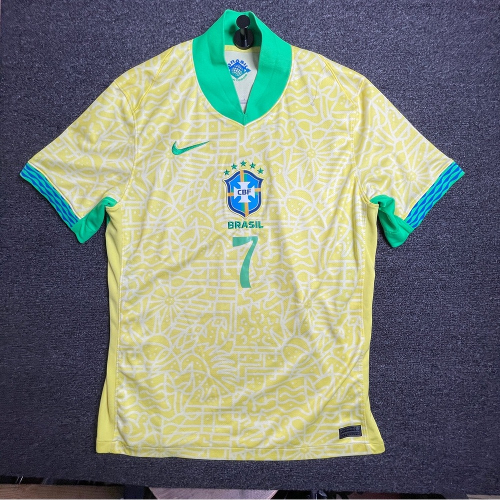 Nike Brazil Vini Jr. #7 2024/2025 Copa America Edition Soccer Jersey Size Lg